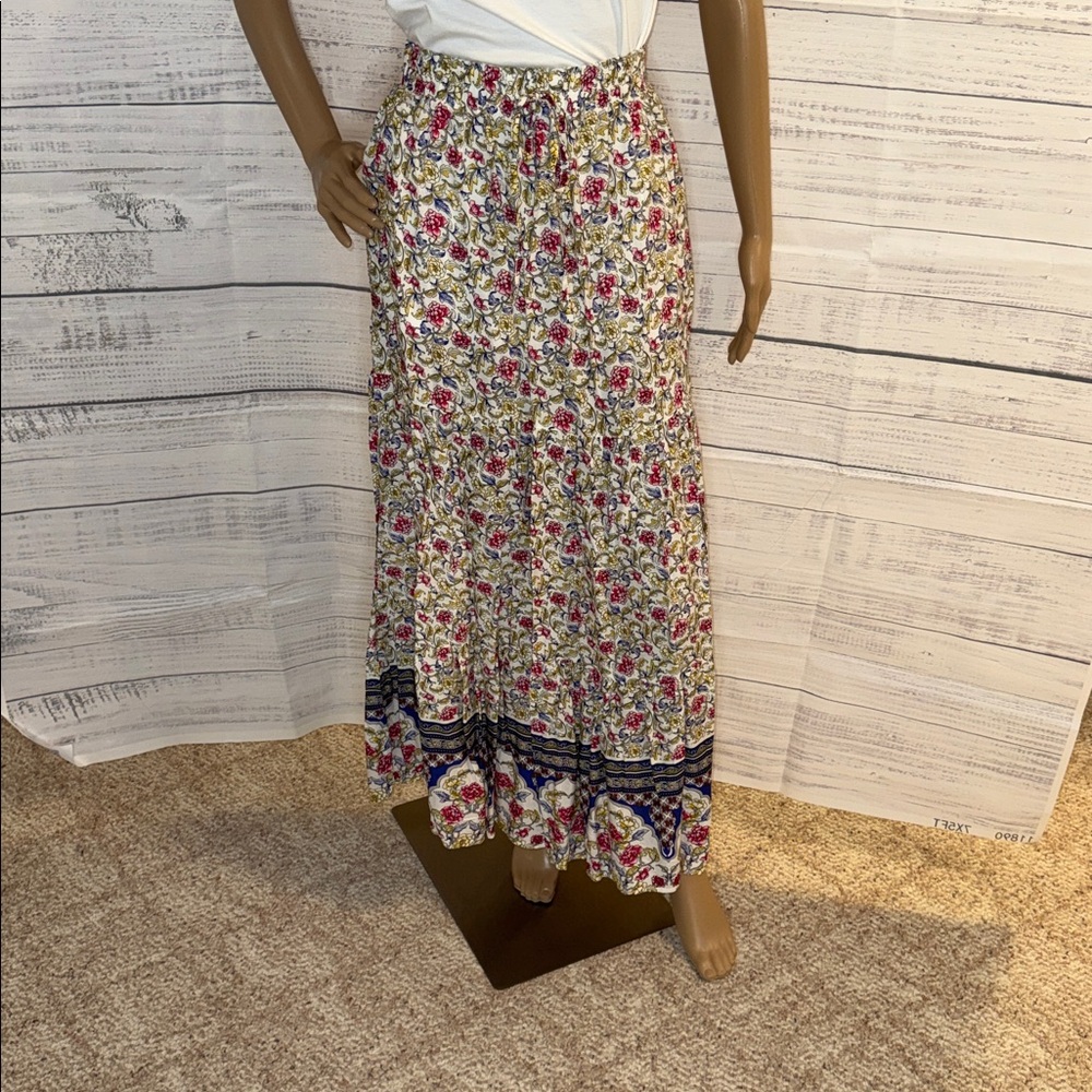 NWOT Floral Drawstring Maxi Skirt in Cream and Pink - Picture 3 of 6
